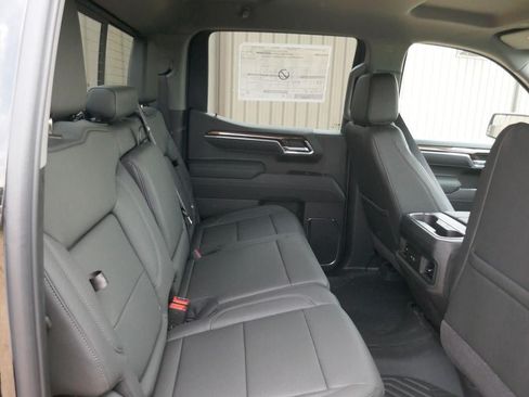 New 2026 Chevrolet Silverado 1500 LT Trail Boss w/ Convenience Package II AWD/4WD image 14