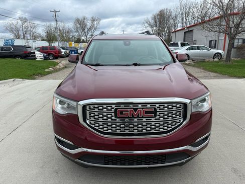 Used 2017 GMC Acadia Denali w/ Technology Package AWD/4WD image 2