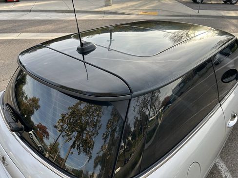 Used 2014 MINI Cooper 2-Door Hardtop w/ Premium Package image 14