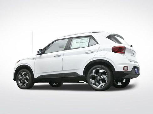 New 2026 Hyundai Venue SEL FWD image 13