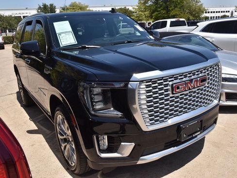 Used 2024 GMC Yukon Denali AWD/4WD image 4
