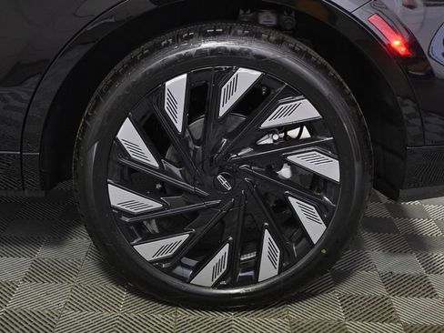 New 2026 Lincoln Nautilus Reserve w/ Jet Appearance Package image 18