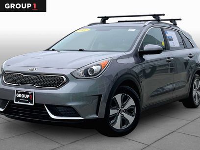 Used 2017 Kia Niro LX