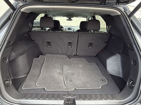 Used 2022 Chevrolet Equinox LT image 20