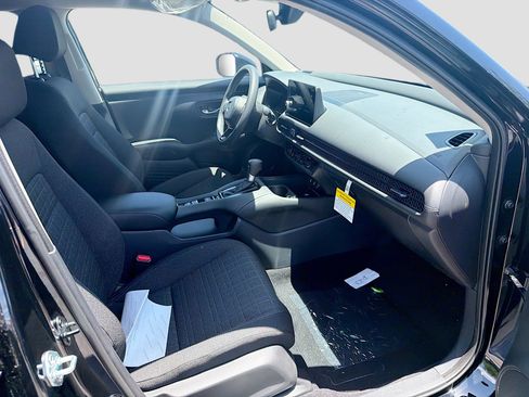 New 2027 Honda HR-V LX image 23