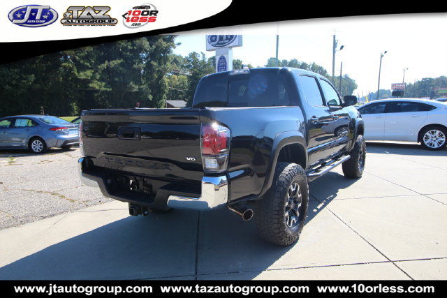 Used 2017 Toyota Tacoma TRD Off-Road w/ Tow Package (A/T) AWD/4WD image 7