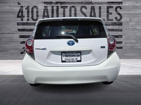 Used 2013 Toyota Prius C One FWD image 4