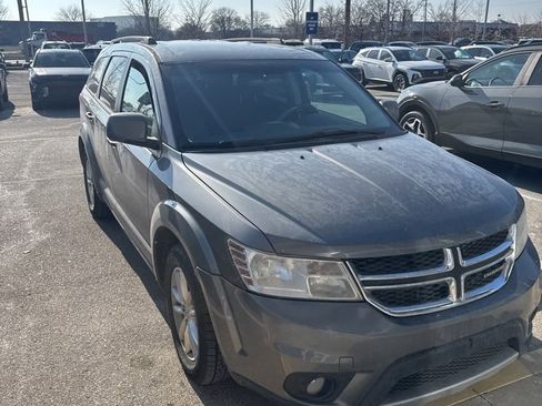 Used 2013 Dodge Journey SXT w/ Flexible Seating Group image 1