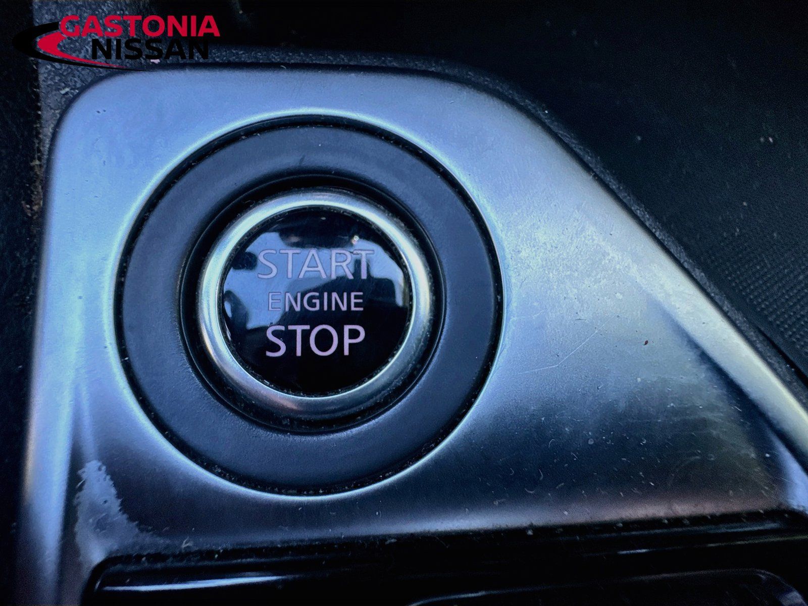 Used 2024 Nissan Sentra SV FWD image 27