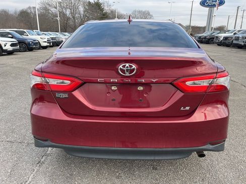 Used 2019 Toyota Camry LE image 6