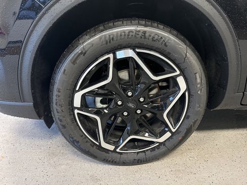 New 2026 Ford Escape Platinum w/ Premium Technology Package image 2