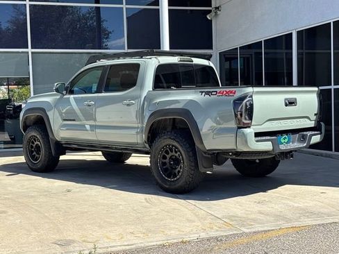 Used 2023 Toyota Tacoma TRD Off-Road image 7