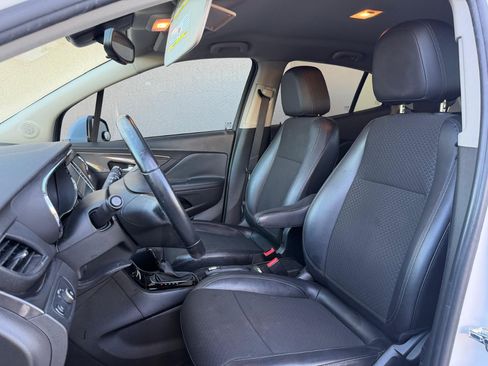 Used 2018 Buick Encore Preferred image 17