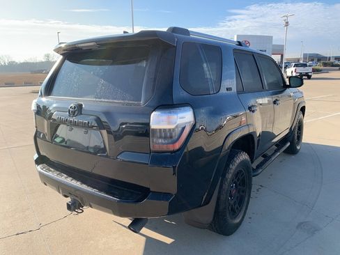 Used 2023 Toyota 4Runner SR5 Premium image 4