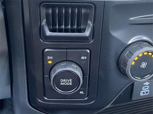 New 2025 Ford F550 4x4 Regular Cab Super Duty image 17