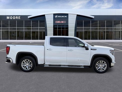 Used 2023 GMC Sierra 1500 SLT w/ SLT Premium Package AWD/4WD image 2