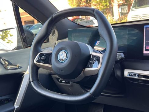 Used 2024 BMW iX xDrive50 w/ Premium Package AWD/4WD image 15