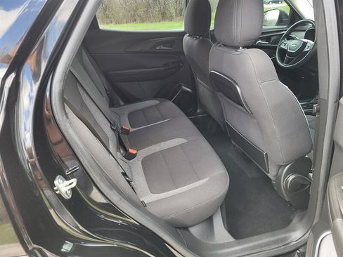 Used 2021 Chevrolet TrailBlazer LT w/ Convenience Package FWD image 19