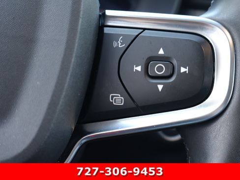 Used 2024 Volvo XC40 B5 Plus AWD/4WD image 21