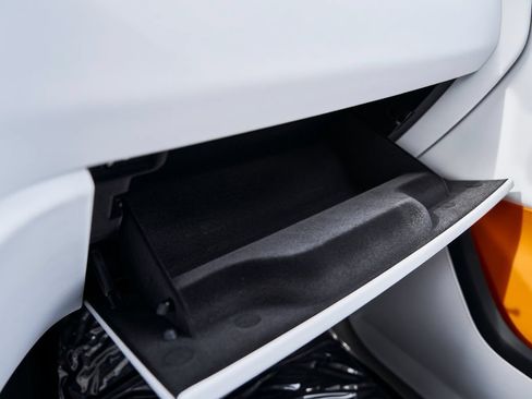 Used 2026 Rolls-Royce Cullinan AWD/4WD image 85