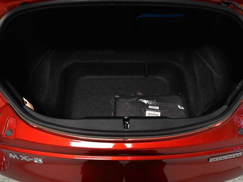 Used 2025 MAZDA MX-5 Miata Grand Touring RWD image 15