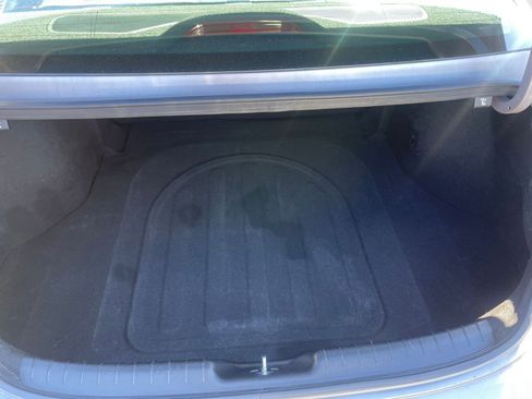 Used 2025 Hyundai Elantra Limited image 34