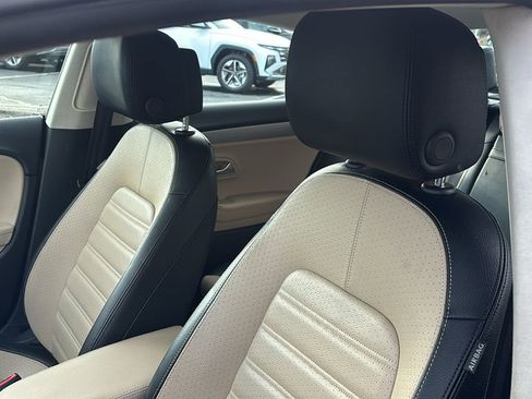 Used 2013 Volkswagen CC Sport image 24