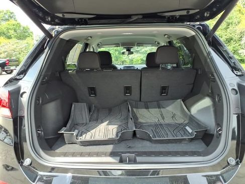 Used 2023 Chevrolet Equinox LT AWD/4WD image 8