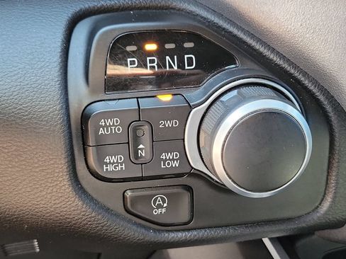 Used 2023 RAM 1500 Big Horn AWD/4WD image 29