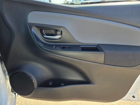 Used 2016 Toyota Yaris SE image 14