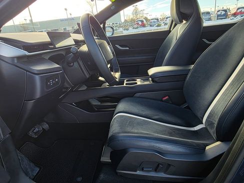 Used 2023 Fisker Ocean One image 23