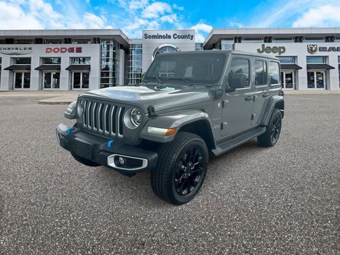 Certified 2022 Jeep Wrangler Unlimited Sahara AWD/4WD image 1