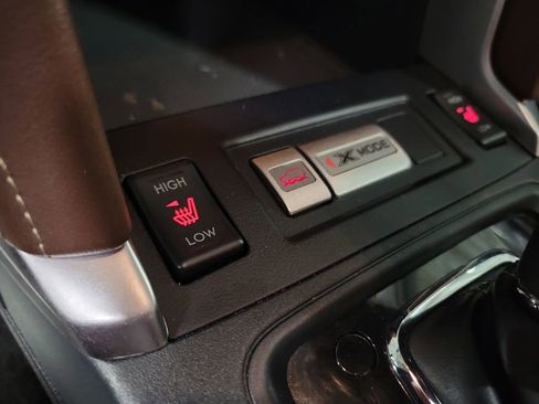 Used 2017 Subaru Forester 2.5i Touring image 17