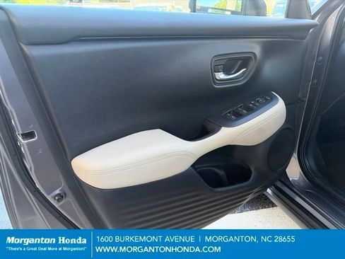 Used 2024 Honda HR-V LX image 12