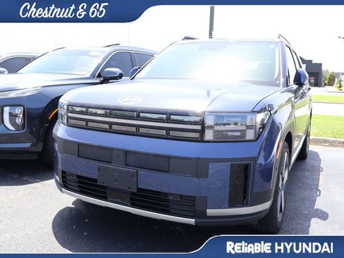Used 2025 Hyundai Santa Fe Limited AWD/4WD image 9
