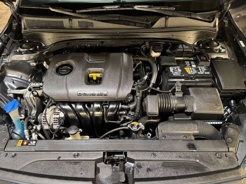 Certified 2023 Kia Forte LXS w/ LXS Technology Package image 27