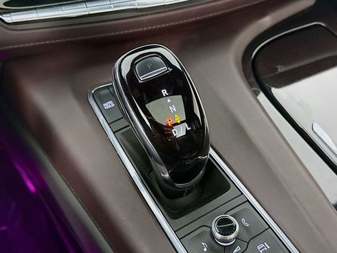 Used 2023 Cadillac Escalade ESV Sport Platinum image 17