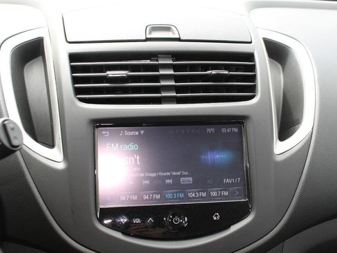 Used 2016 Chevrolet Trax LS FWD image 10