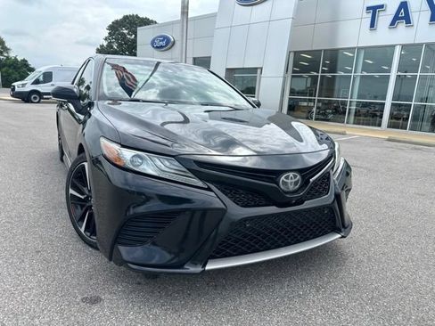 Used 2018 Toyota Camry XSE w/ Driver Assist Package FWD image 5