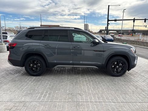 New 2026 Volkswagen Atlas Peak Edition AWD/4WD image 6