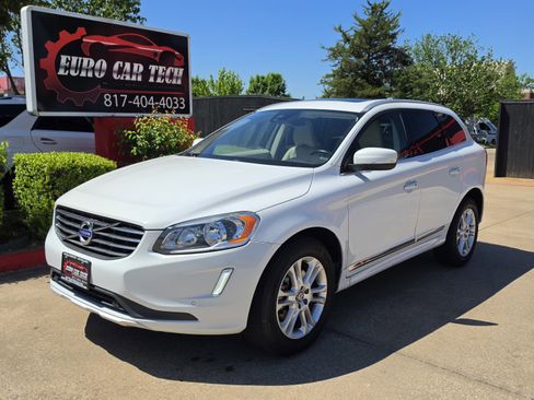 Used 2015 Volvo XC60 T5 Premier w/ Proximity Package image 1