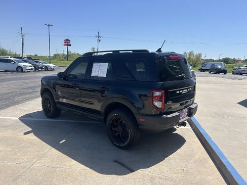 Used 2021 Ford Bronco Sport Outer Banks image 3