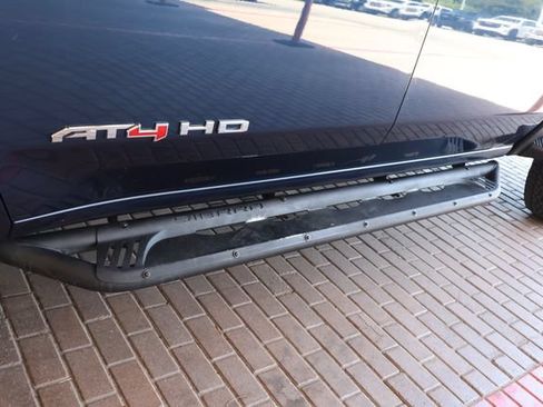 Used 2022 GMC Sierra 2500 AT4 AWD/4WD image 11