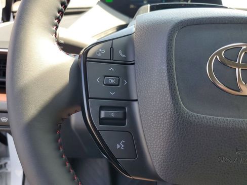 New 2026 Toyota Prius SE image 24