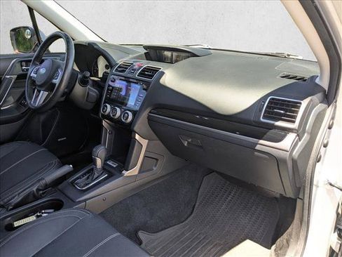 Used 2018 Subaru Forester 2.5i Touring AWD/4WD image 20