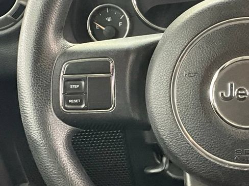 Used 2014 Jeep Wrangler Sport AWD/4WD image 14