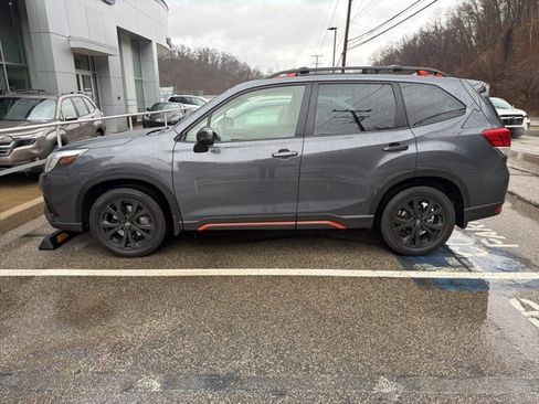 Used 2023 Subaru Forester Sport image 9