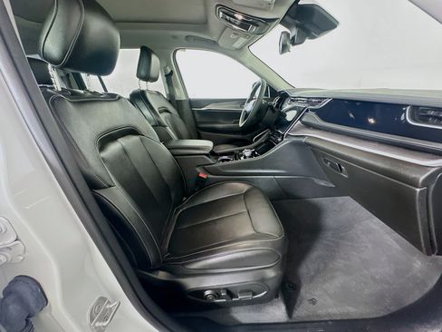Used 2022 Jeep Grand Cherokee Limited 4xe AWD/4WD image 34