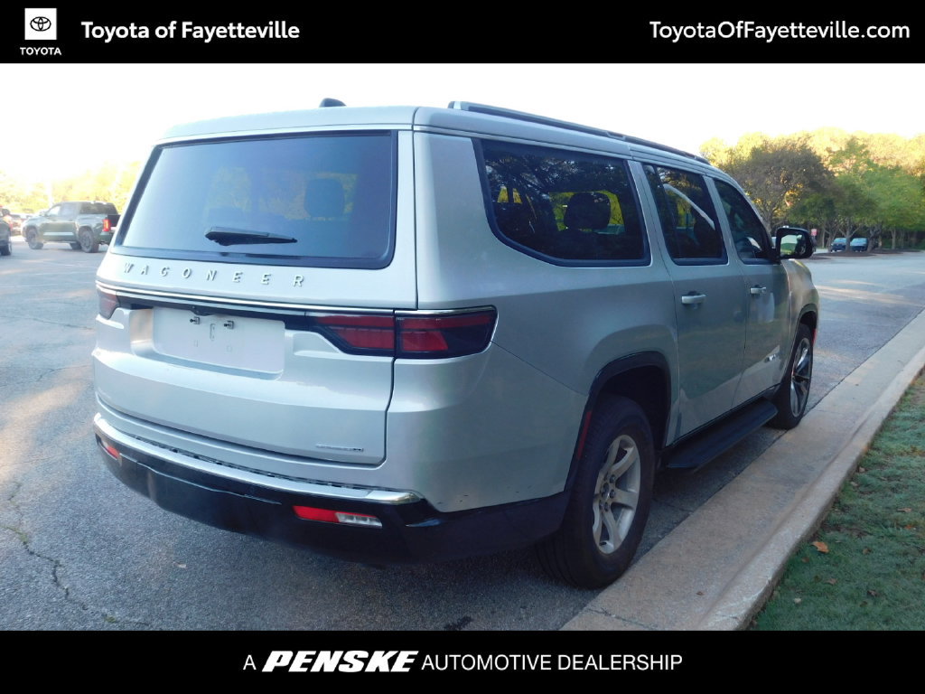 Used 2024 Jeep Wagoneer L Series II w/ Premium Group I AWD/4WD image 10