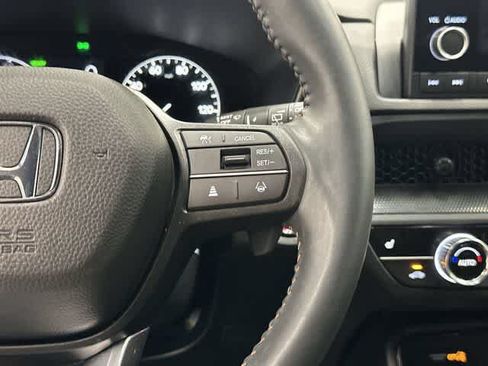 Used 2025 Honda CR-V Sport image 18